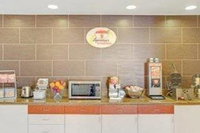 Super 8 by Wyndham Salt Lake City Airport