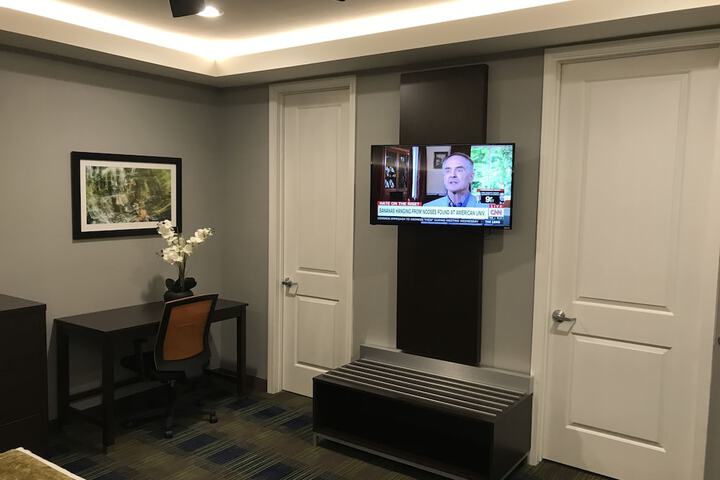 Days Inn & Suites By Wyndham Port Arthur - thumb 5