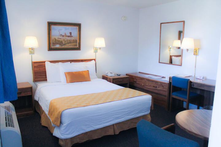 Chaparral Motor Inn - thumb 2