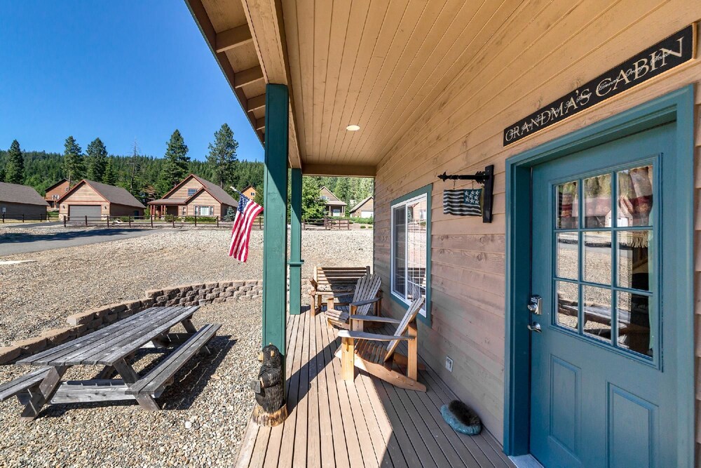 Wintergreen Retreat - thumb 0