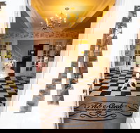 The Oaks Waterfront Inn - Tourism Bookings