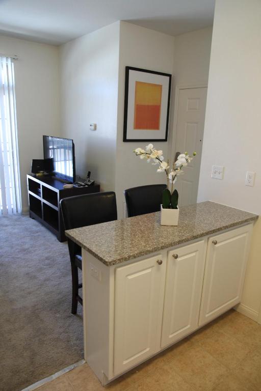 On Base Suites Fort Irwin - thumb 1