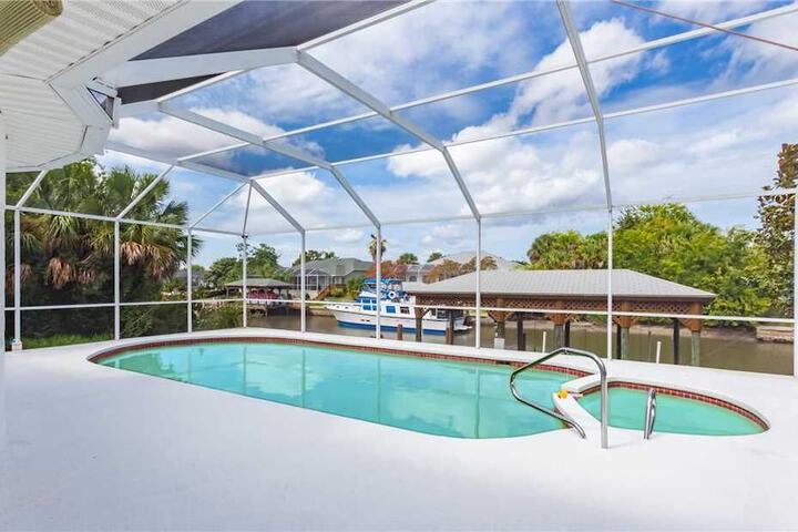 Cool Water Three Bedroom Home - thumb 3