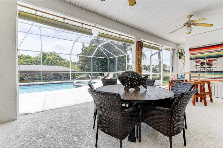 Cool Water Three Bedroom Home - thumb 4