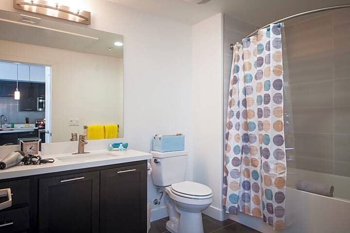 Sunshine Suites At Main St - thumb 5