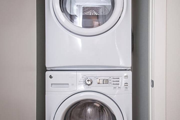 Sunshine Suites At Main St - thumb 3