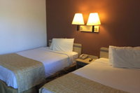 Travelodge by Wyndham Raton