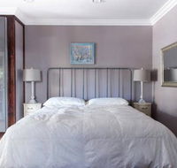 Hollywood Hills Colonial Craftsman - Tourism Bookings