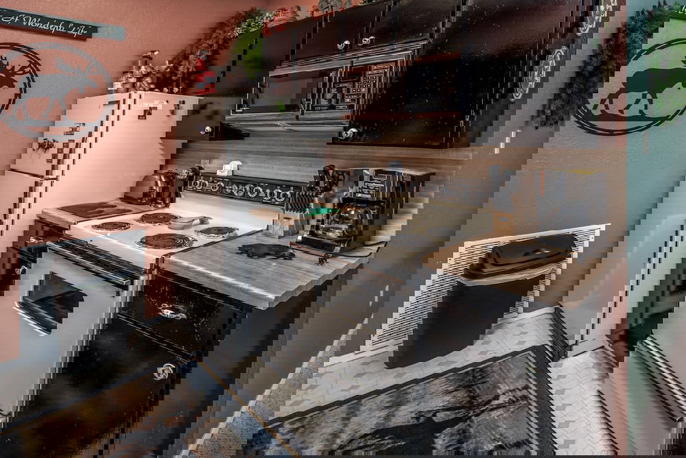 MOOSE3 - Three Bedroom Townhome - thumb 3