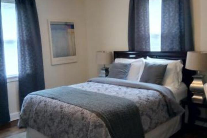 Quiet Three Story House In Fort Dupont - thumb 0