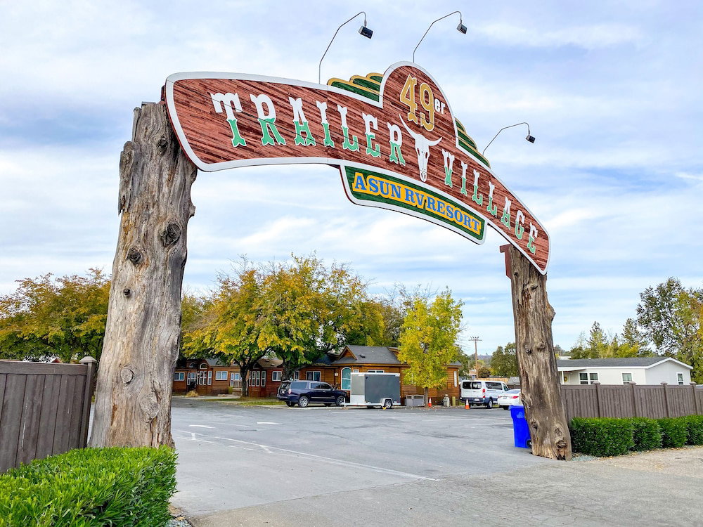 49'er Village RV Resort - thumb 1