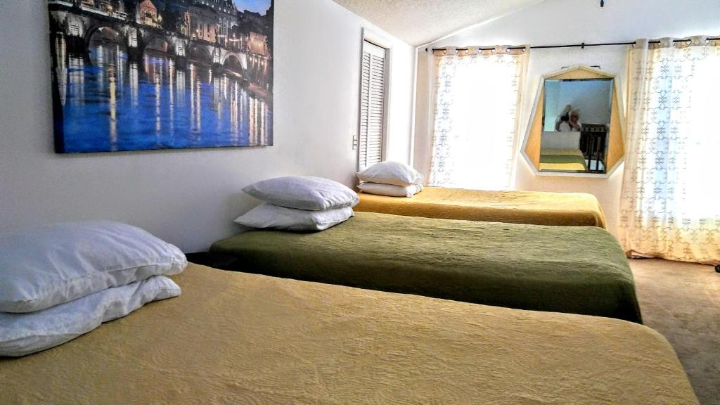 3000 Sq Ft. Beach & Bay Condo - thumb 2