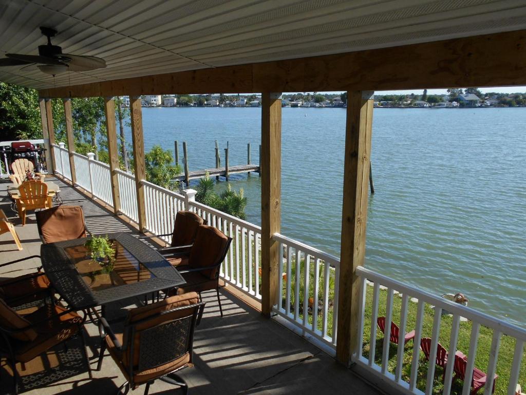 3000 Sq Ft. Beach & Bay Condo - thumb 4