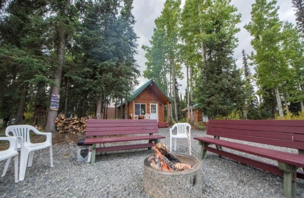 A Cabin By The Pond - thumb 0