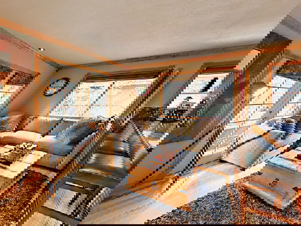 The Love Nest: Tahoe City Home By RedAwning - thumb 5