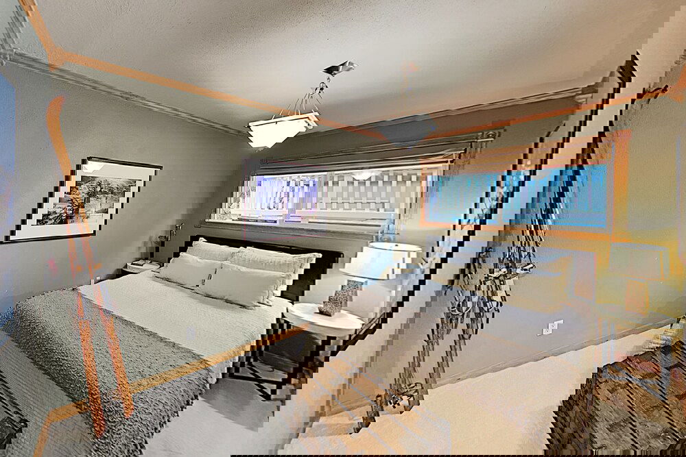 The Love Nest: Tahoe City Home By RedAwning - thumb 6