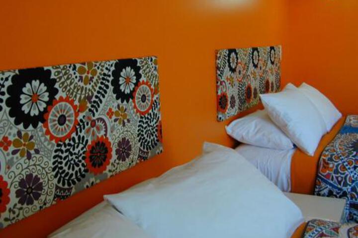 Miami Motel - thumb 2