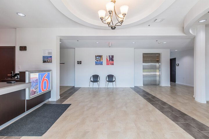 Motel 6 Texas City TX I 45 South - thumb 4