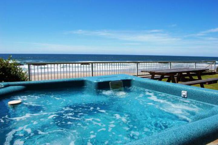 Captains Quarters Beach House - thumb 0