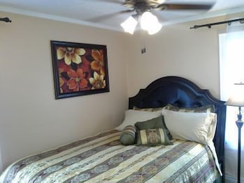 JARVIS Edgewater Park & Beach 5BD Villa - thumb 3