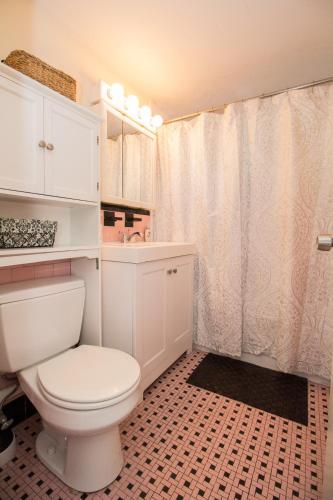 Great 1 Bedroom Apartment Longwood MBTA Boston Fenway Jamaica Pond - thumb 6