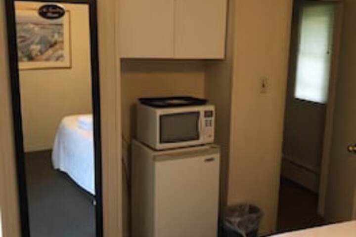 The Walpole Motel - thumb 2