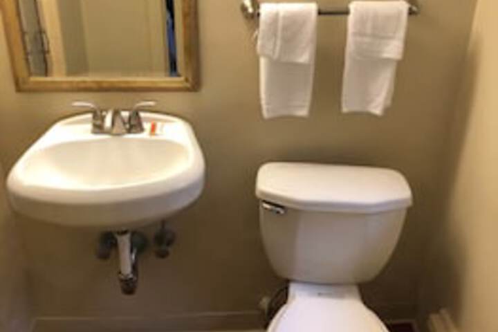 The Walpole Motel - thumb 5