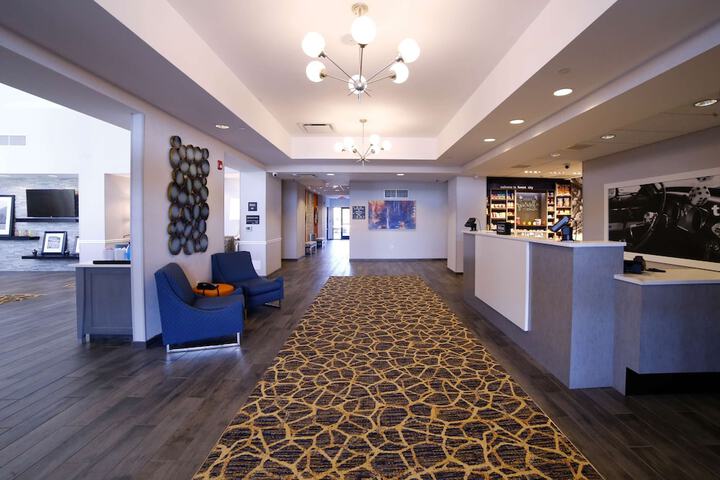 Hampton Inn & Suites Forest City - thumb 3