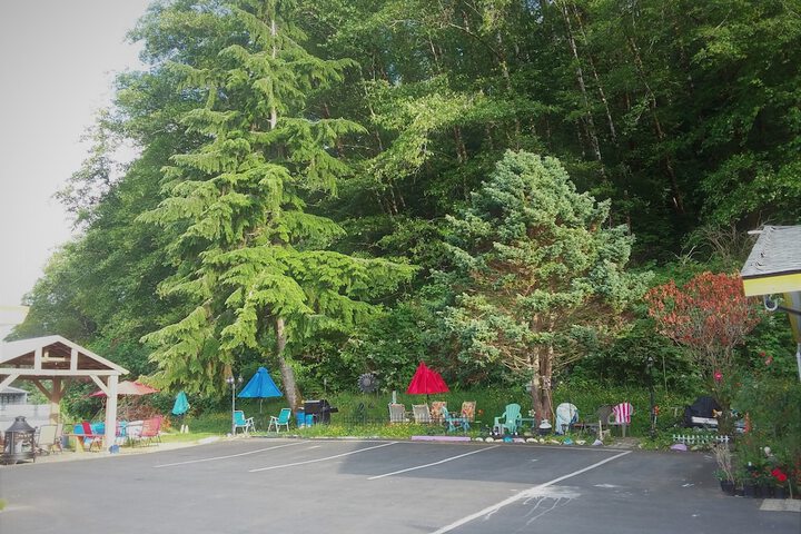 Shiny Motel - thumb 1