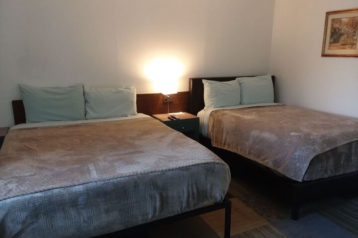 Shiny Motel - thumb 6