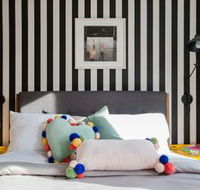 Studio Apartment in Brookline - Tourism Bookings