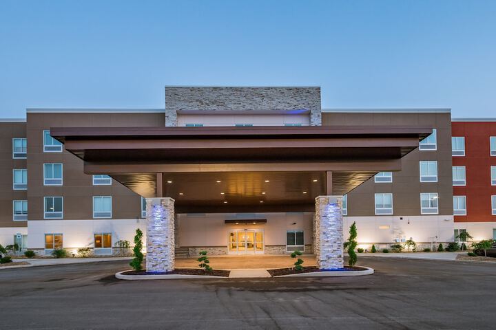 Holiday Inn Express & Suites South Bend - South, An IHG Hotel - thumb 1