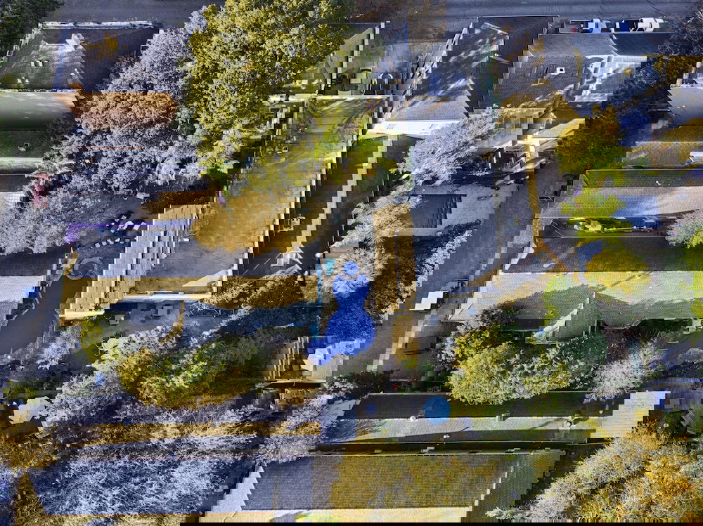 5 BR. Newly Renovated Next To French QT - thumb 6