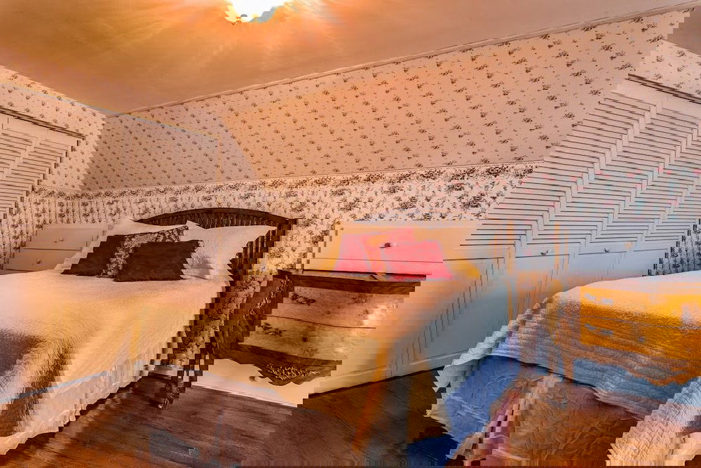 The Swan House - thumb 3