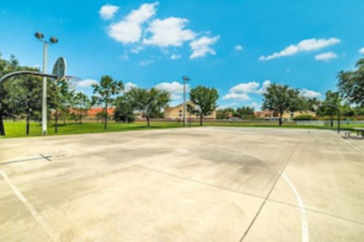 2588 Archfeld Blvd - thumb 0