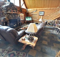 High Lonesome Three Bedroom Cabin - China Accommodation