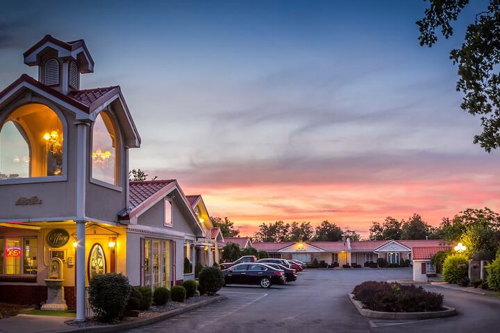 Village Haven Inn - thumb 4