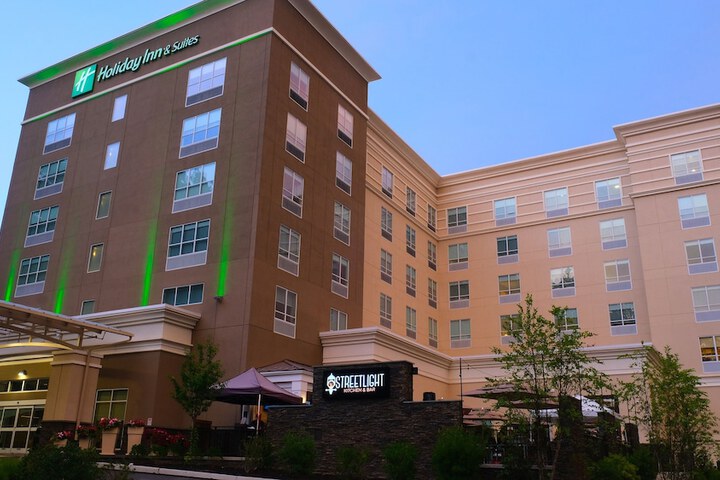 Holiday Inn & Suites Philadelphia W - Drexel Hill, An IHG Hotel - thumb 2