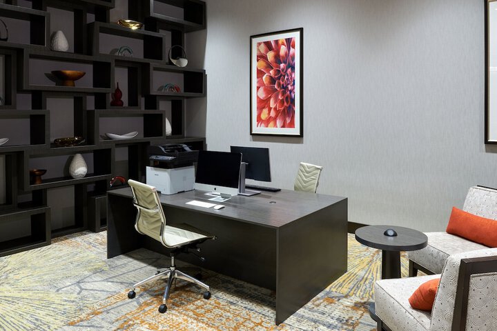 Holiday Inn & Suites Philadelphia W - Drexel Hill, An IHG Hotel - thumb 6