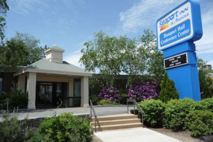 Seaport Inn & Marina - thumb 0