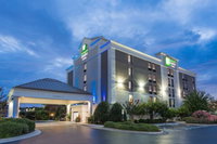 Holiday Inn Express Hotel  Suites Wilmington-University Ctr an IHG Hotel