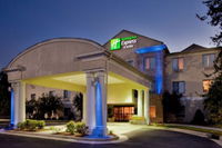 Holiday Inn Express Hotel and Suites Kinston an IHG Hotel