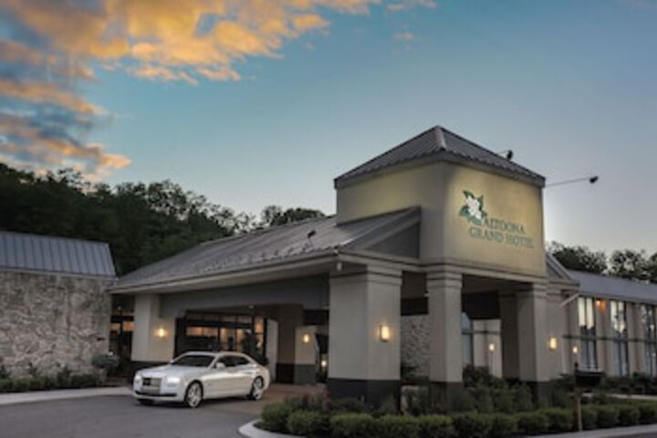 Altoona Grand Hotel & Conference Center - thumb 0