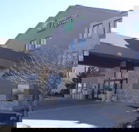 Holiday Inn Express Kansas City-Bonner Springs an IHG Hotel - Tourism Bookings