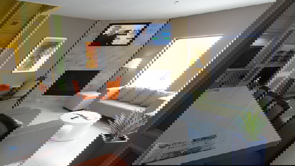 Holiday Inn Express Kansas City-Bonner Springs, An IHG Hotel - thumb 4