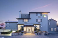 Holiday Inn Express Monterey-Cannery Row an IHG Hotel