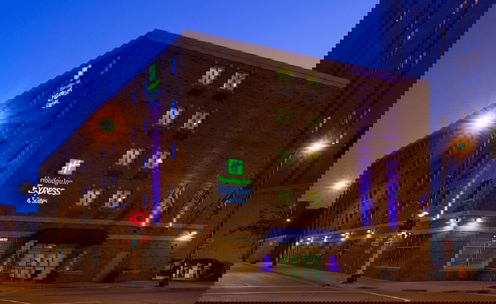 Holiday Inn Express Hotel & Suites Downtown Minneapolis, An IHG Hotel - thumb 1