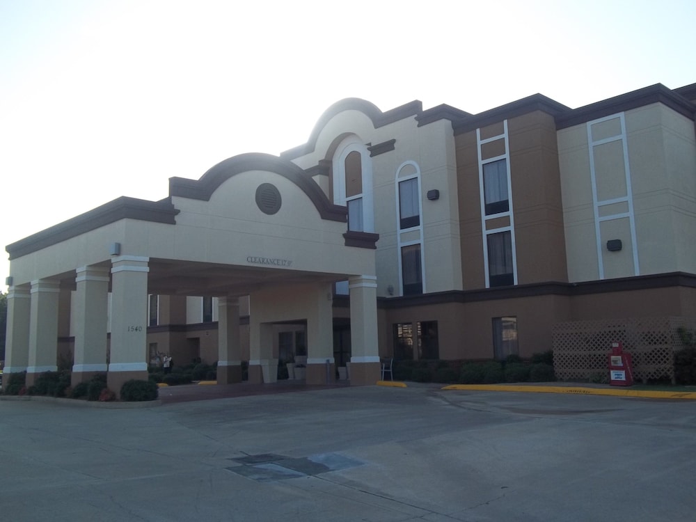 Holiday Inn Express & Suites Grenada, An IHG Hotel - thumb 4