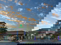 Holiday Inn Express Oakdale an IHG Hotel