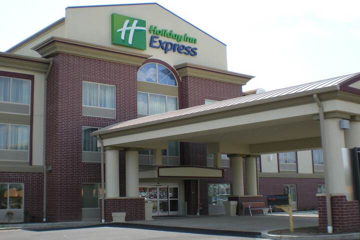 Holiday Inn Express - thumb 2